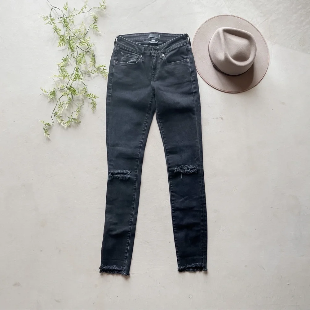 Levi’s Made And Crafted Empire Skinny Black Jeans - Picture 2 of 7